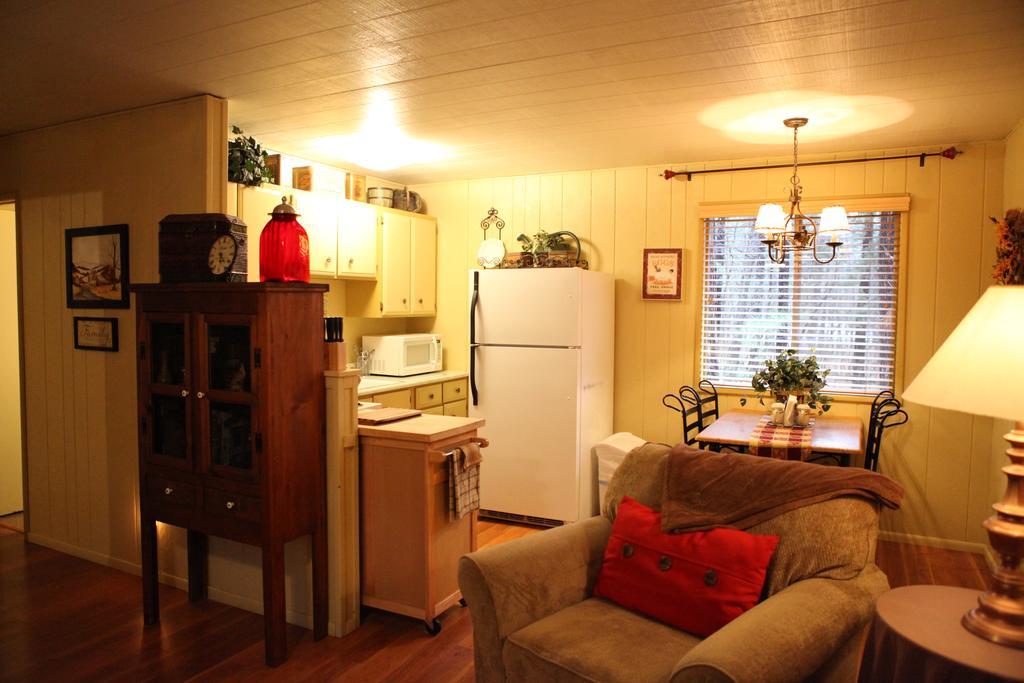 Adair Springs Cabin Pinetop-Lakeside Exterior photo